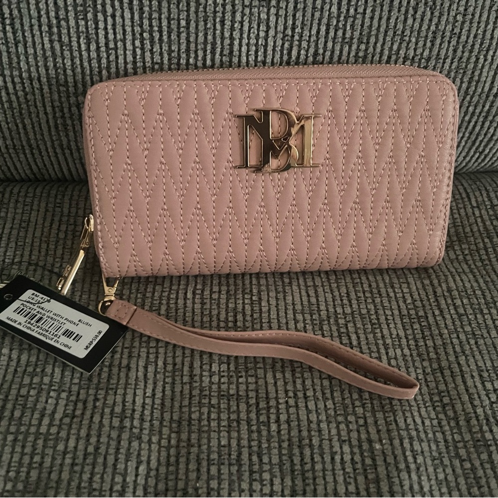 Elegant Pink Quilted Badgley Mischa Wristlet NWT !